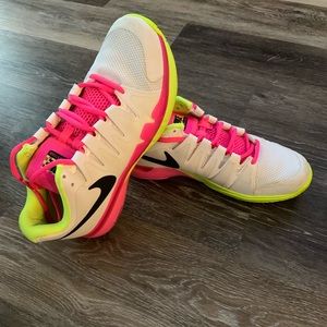 Nike Vapor 9.5 Tour shoes